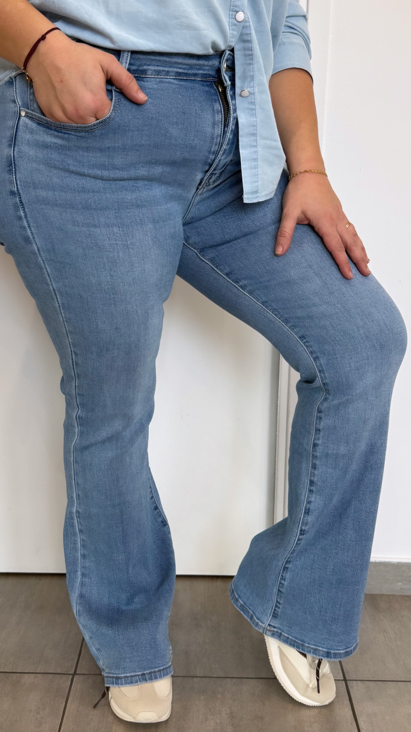 JEANS FLO FLARE