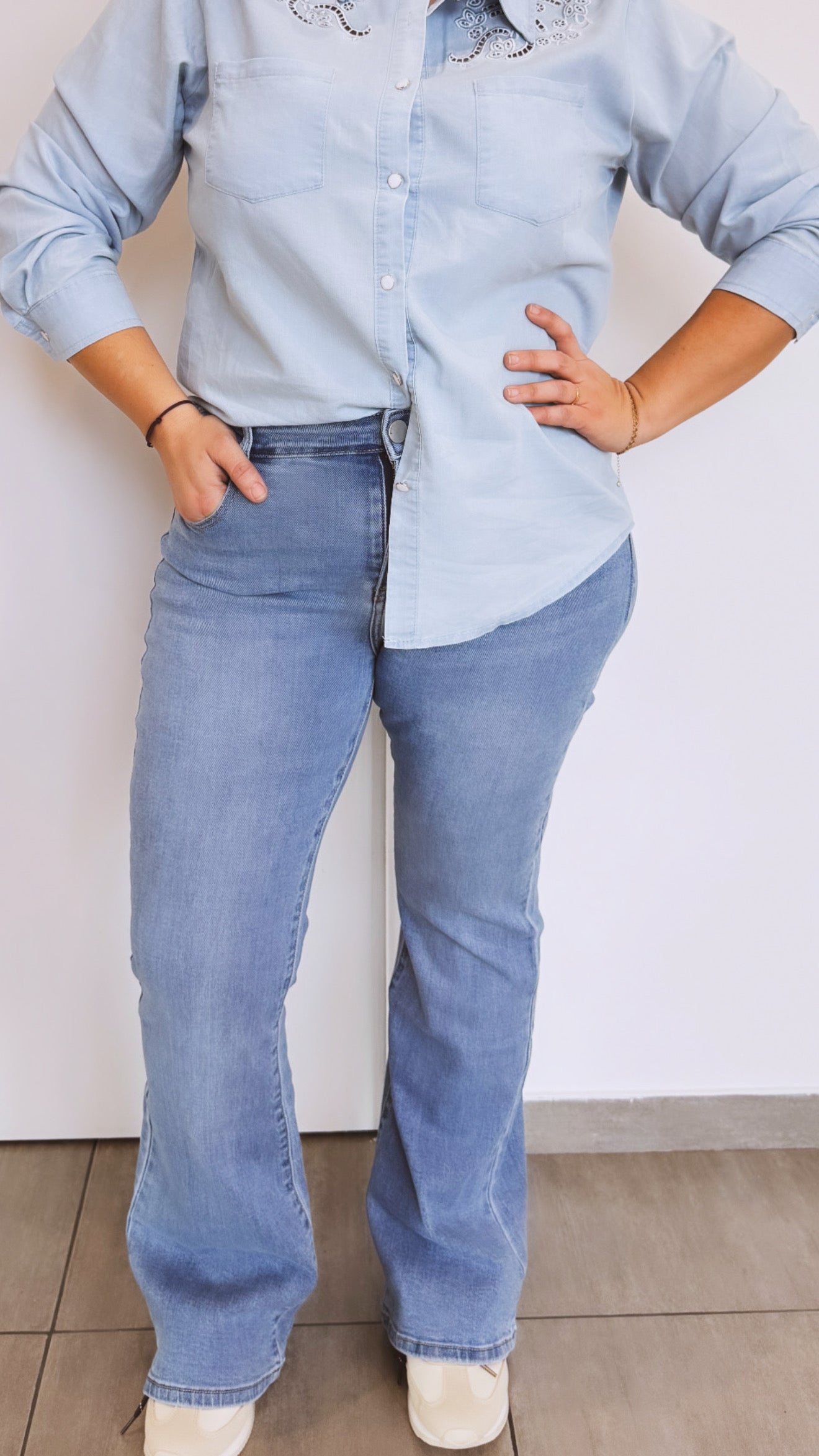 JEANS FLO FLARE