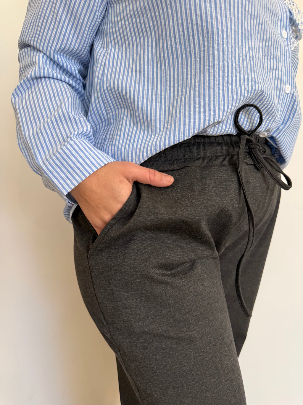 PANTALON GREY